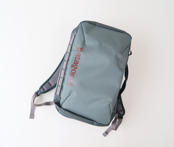 パタゴニア ブラックホール メッセンジャー バッグ 22L Folios Green PATAGONIA Black Hole Messenger ショルダー バッグ パタゴニア ブラックホール・マイクロ・MLC 22L 49260 バックパック