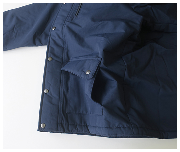 patagoniaのジャケットのモデル着用画像